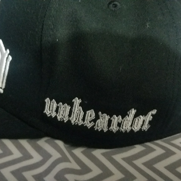 Snapback Hat - Picture 2 of 4